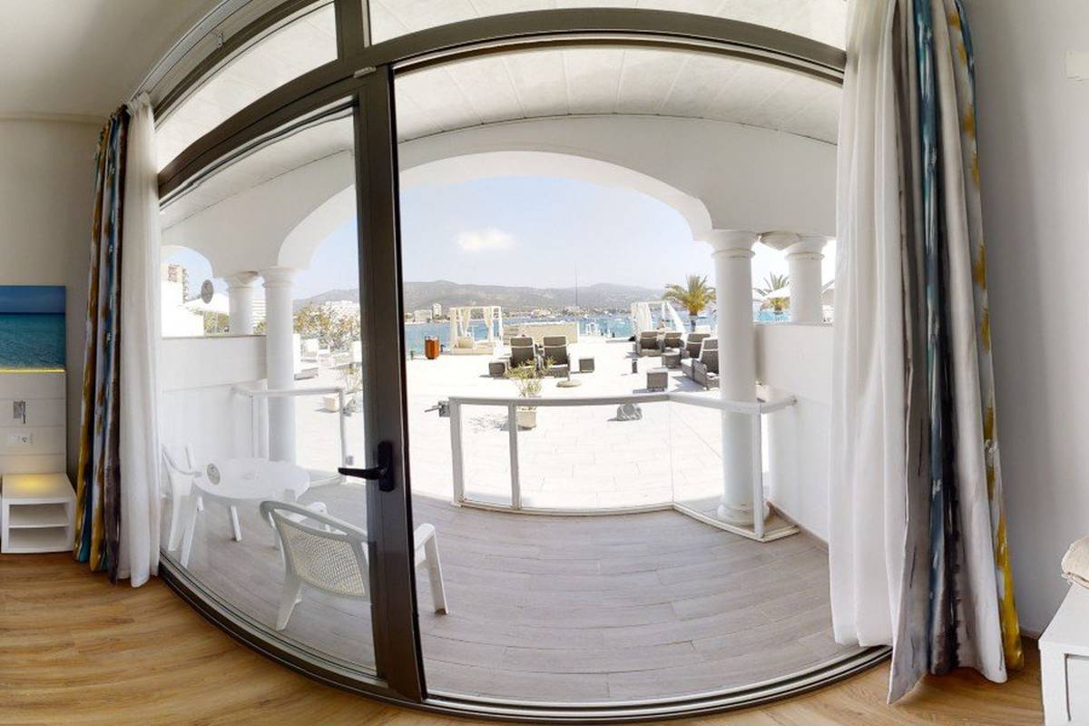Chill out double sea view Seramar Comodoro Beach Hotel Palmanova Chill out double sea view Seramar Comodoro Beach Hotel Palmanova
