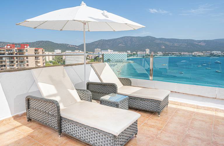 Skyroom terrace Seramar Comodoro Beach Hotel Palmanova Skyroom terrace Seramar Comodoro Beach Hotel Palmanova