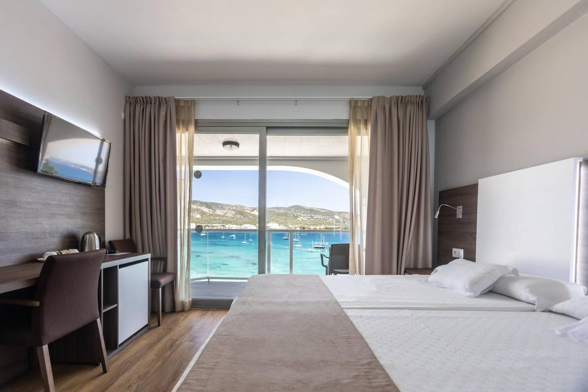 Double vue mer supreme Hôtel Seramar Comodoro Plage Palmanova Double vue mer supreme Hôtel Seramar Comodoro Plage Palmanova