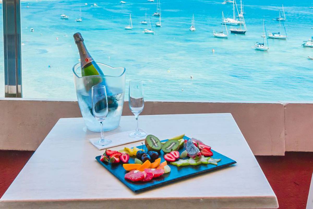 Skyroom Seramar Comodoro Beach Hotel Palmanova Skyroom Seramar Comodoro Beach Hotel Palmanova