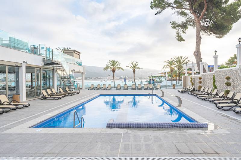 Seramar comodoro beach hotel Seramar Comodoro Beach Hotel Palmanova Seramar comodoro beach hotel Seramar Comodoro Beach Hotel Palmanova