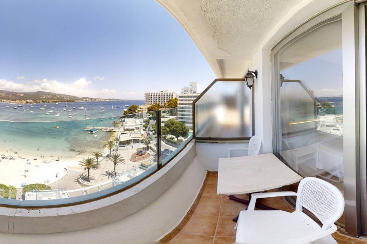 Skyroom Seramar Comodoro Beach Hotel Palmanova Skyroom Seramar Comodoro Beach Hotel Palmanova