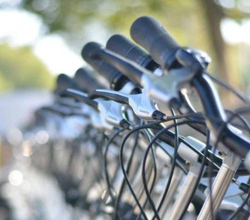 Location de vélos de promenade ou électriques et de trottinettes électriques Hôtel Seramar Luna Park Adults Only S'Arenal