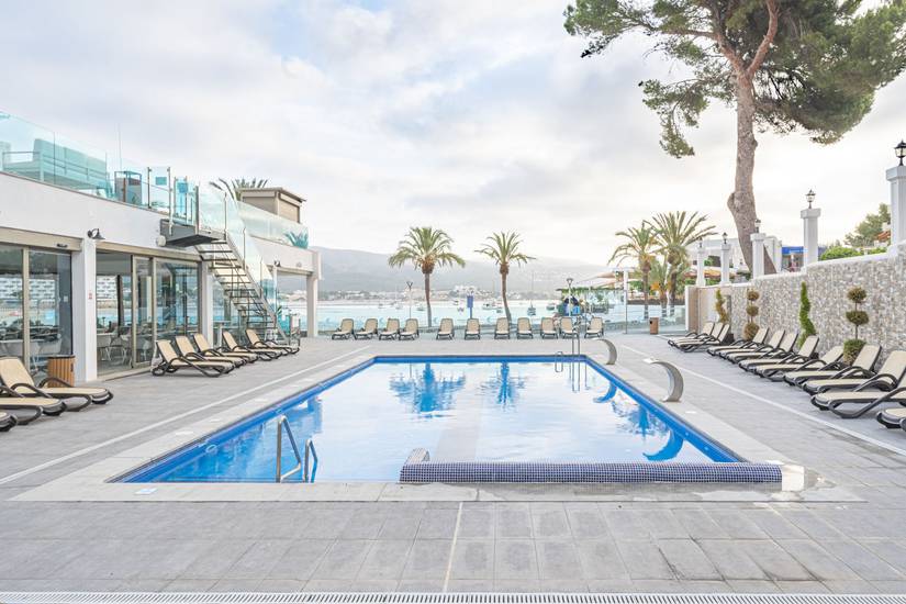 Hôtel seramar comodoro plage Hôtel Seramar Comodoro Plage Palmanova Hôtel seramar comodoro plage Hôtel Seramar Comodoro Plage Palmanova