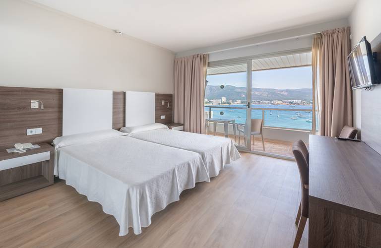 Doppelzimmer mit meerblick in der obersten etage Seramar Comodoro-Strand Hotel Palmanova