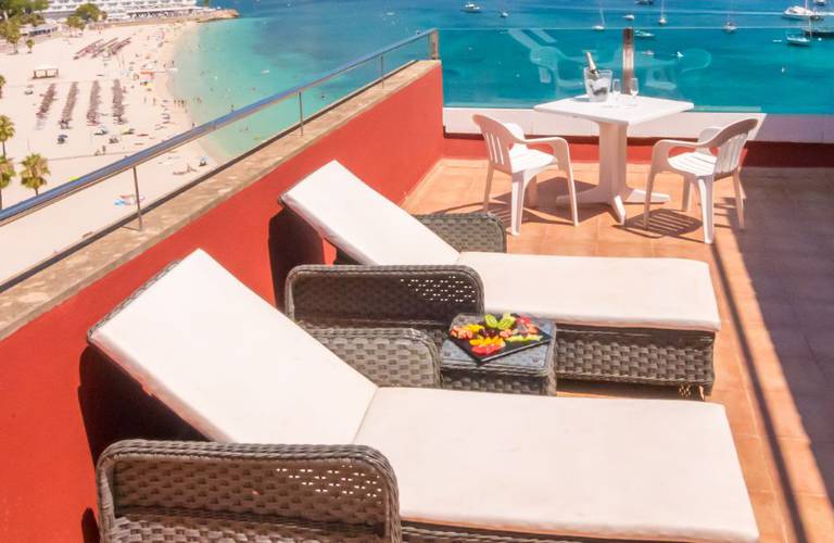 Skyroom terrace Seramar Comodoro Beach Hotel Palmanova Skyroom terrace Seramar Comodoro Beach Hotel Palmanova