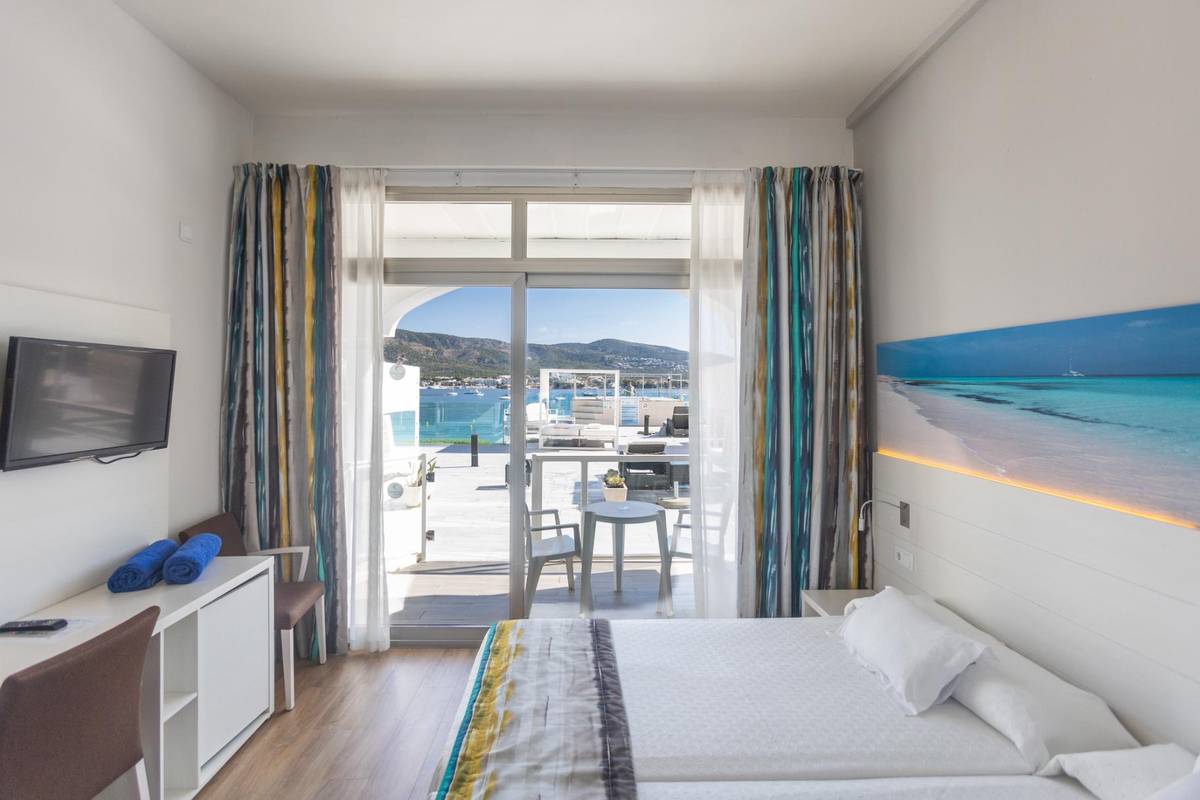 Chill out double sea view Seramar Comodoro Beach Hotel Palmanova Chill out double sea view Seramar Comodoro Beach Hotel Palmanova