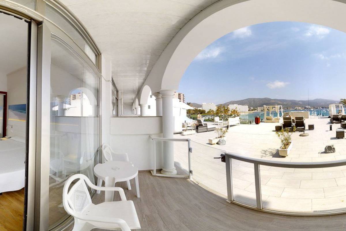 Chill out double sea view Seramar Comodoro Beach Hotel Palmanova Chill out double sea view Seramar Comodoro Beach Hotel Palmanova