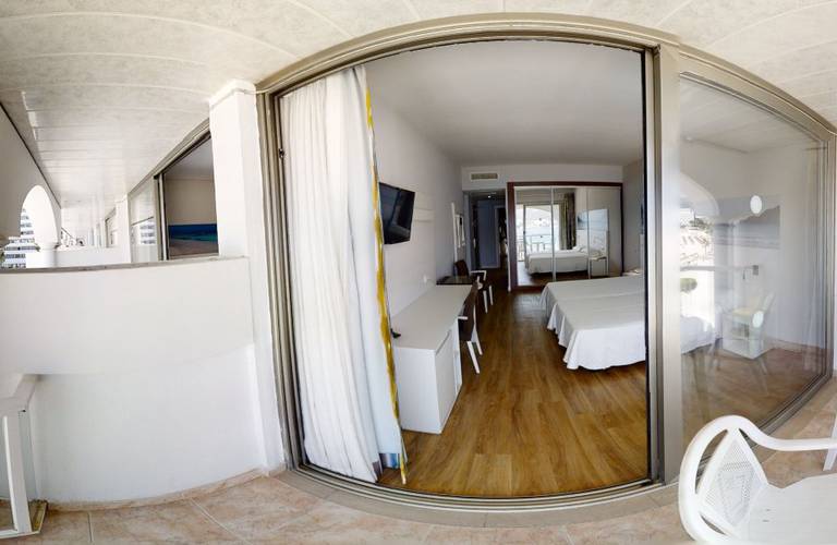 Family sea view Seramar Comodoro Beach Hotel Palmanova Family sea view Seramar Comodoro Beach Hotel Palmanova