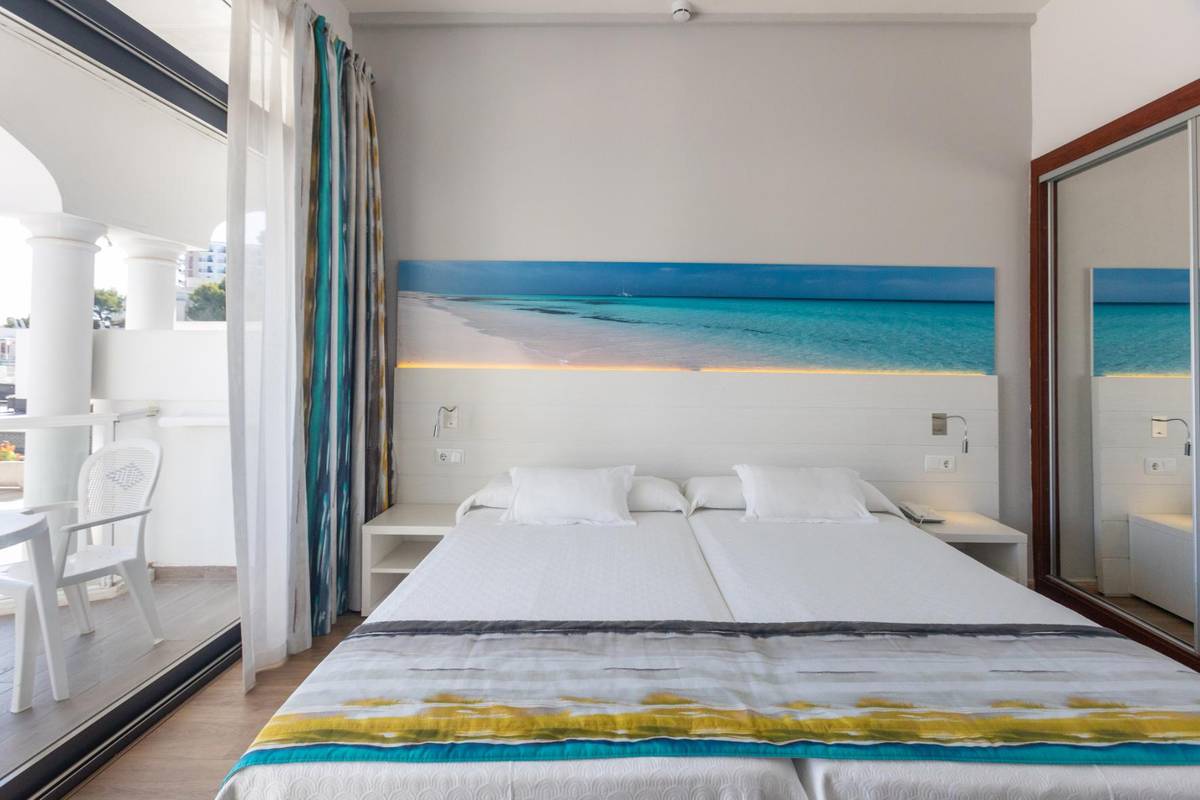 Chill out double sea view Seramar Comodoro Beach Hotel Palmanova Chill out double sea view Seramar Comodoro Beach Hotel Palmanova
