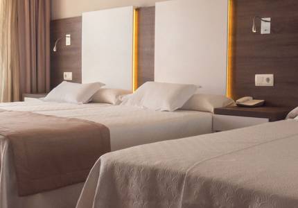 Family sea view Seramar Comodoro Beach Hotel Palmanova Family sea view Seramar Comodoro Beach Hotel Palmanova