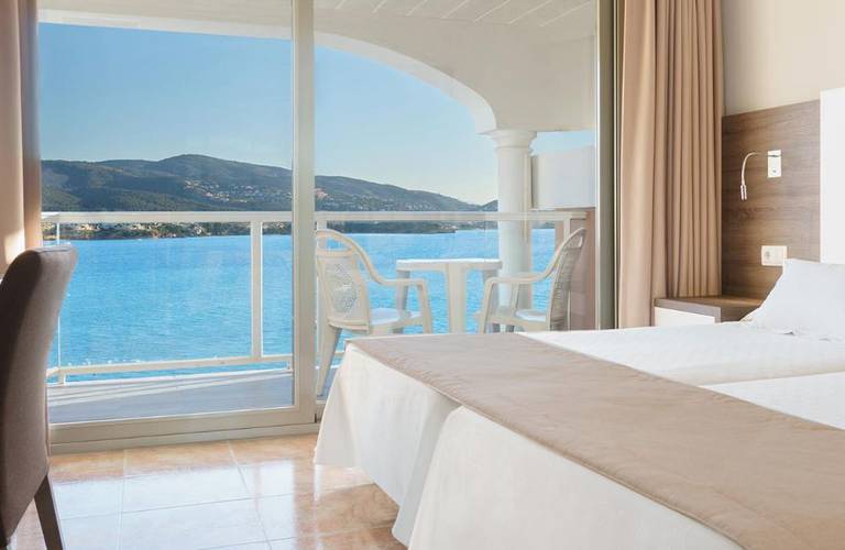 Top floor double sea view Seramar Comodoro Beach Hotel Palmanova Top floor double sea view Seramar Comodoro Beach Hotel Palmanova