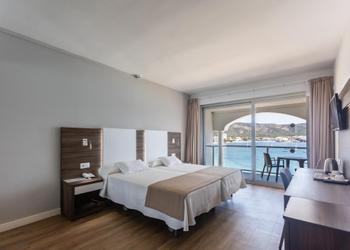 Family sea view Seramar Comodoro Beach Hotel Palmanova Family sea view Seramar Comodoro Beach Hotel Palmanova